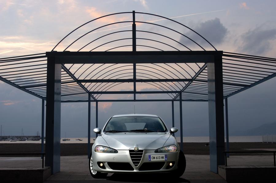  Alfa Romeo 147 3-Door (937A) 2004 года  (фото 46 из 48)